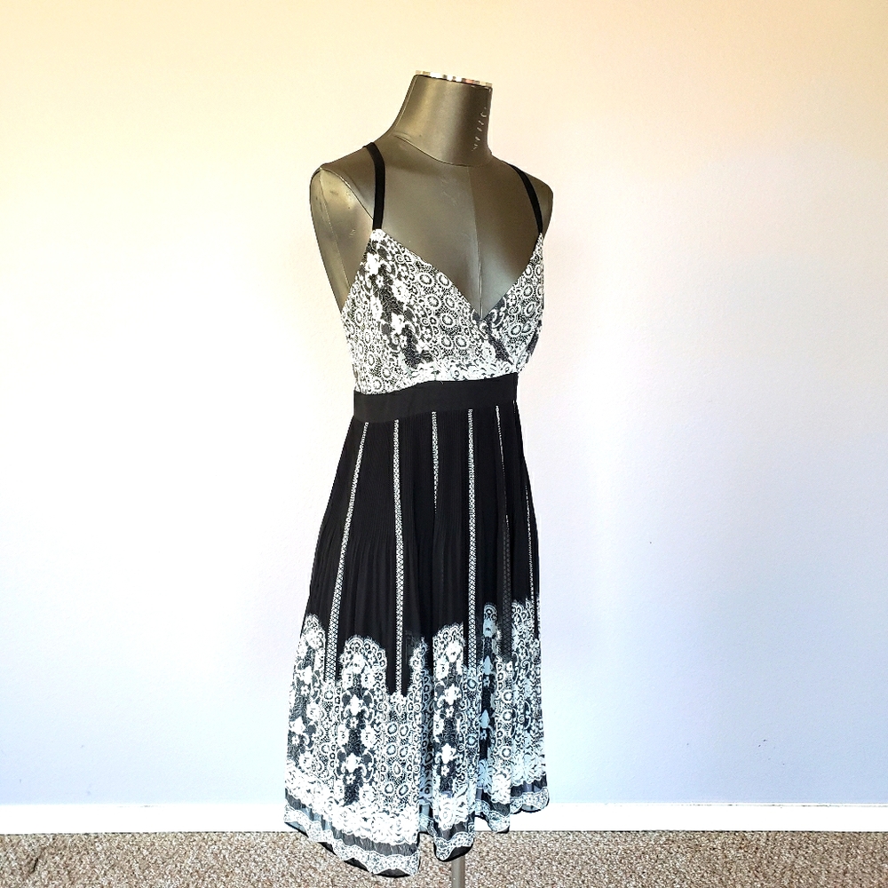 INC INTERNATIONAL sleeveless dress